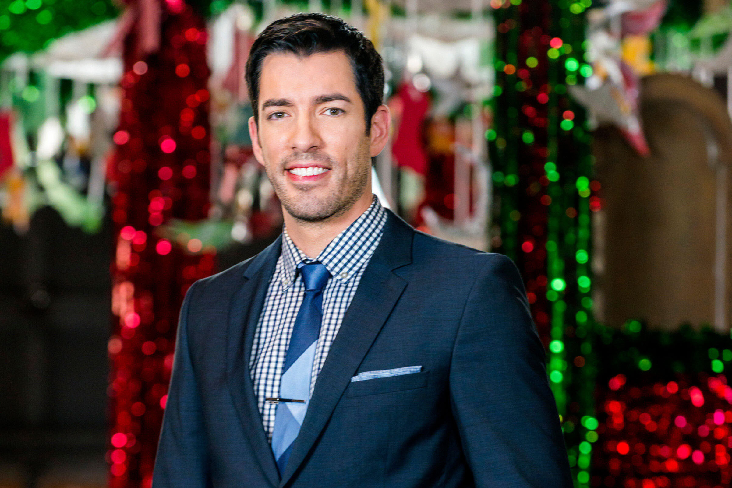 THE CHRISTMAS PARADE, Drew Scott, (aired Dec. 14, 2014)